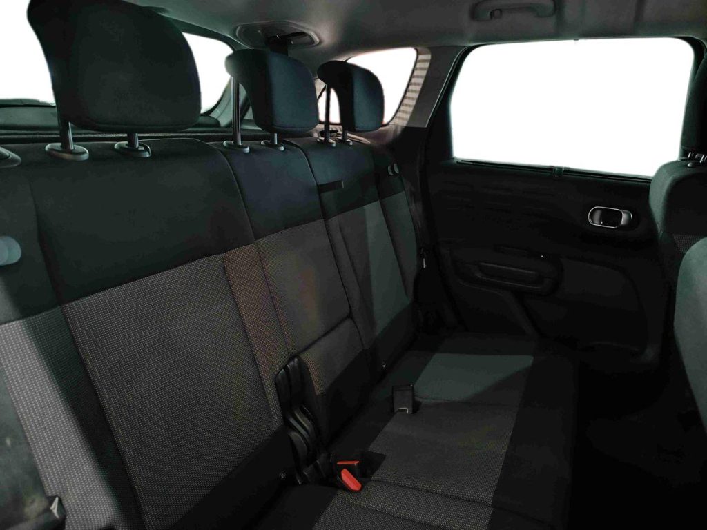 CITROEN C3 Aircross BlueHDi 100 Shine - 11