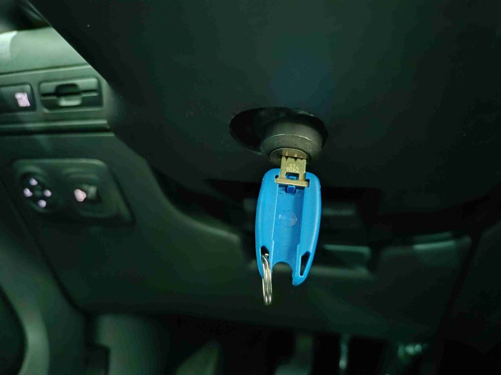 CITROEN C3 Aircross BlueHDi 100 Shine - 23