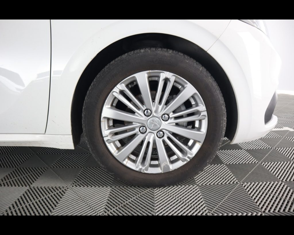 PEUGEOT 208 1.2 puretech Active s&s 82cv 5p neopatentati - 21