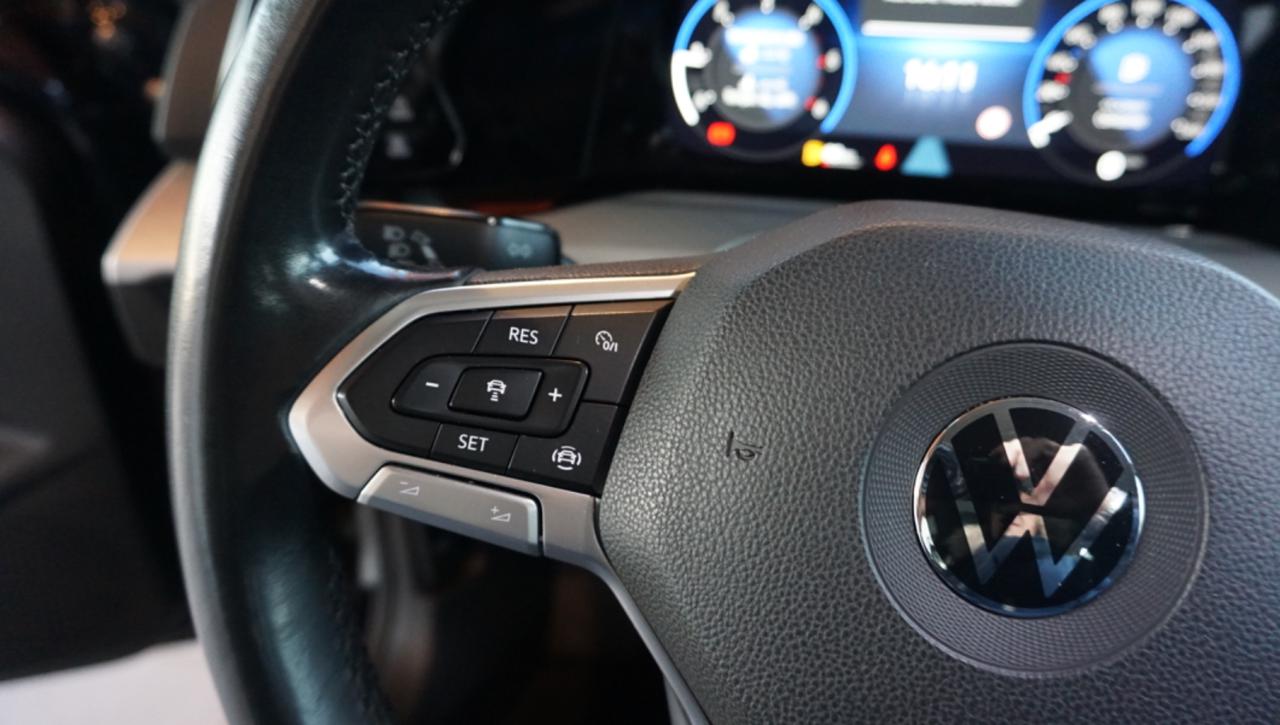 VOLKSWAGEN Golf 2.0 TDI 115 CV  Life - 18