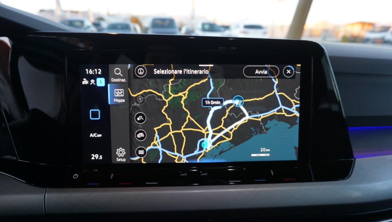 VOLKSWAGEN Golf 2.0 TDI 115 CV  Life - 24