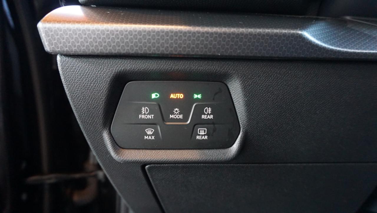 SEAT Leon 1.0 eTSI 110 CV DSG Business - 16