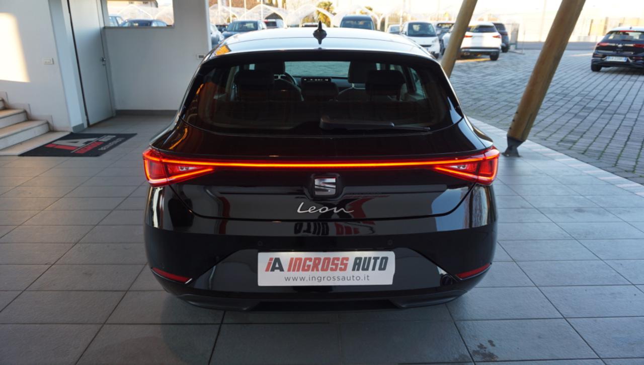 SEAT Leon 1.0 eTSI 110 CV DSG Business - 4