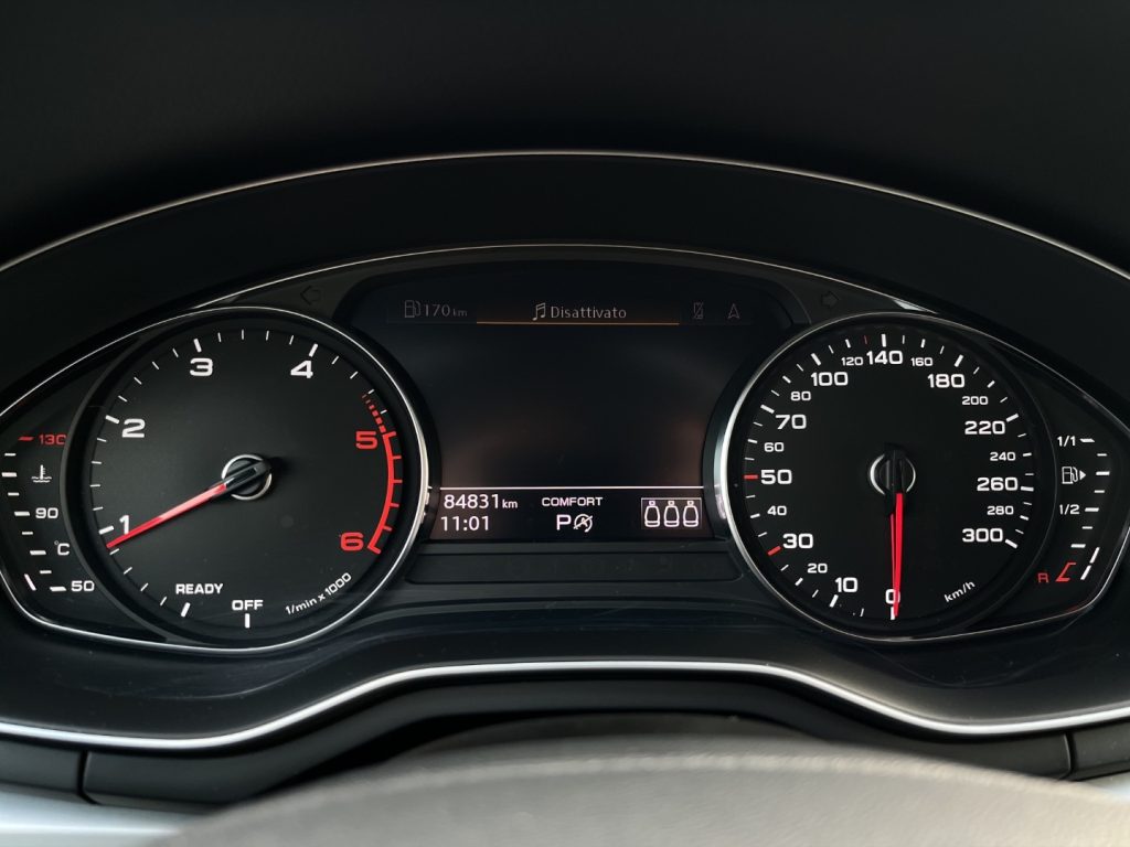 AUDI A4 Avant 2.0TDI 150CV S tronic - 12