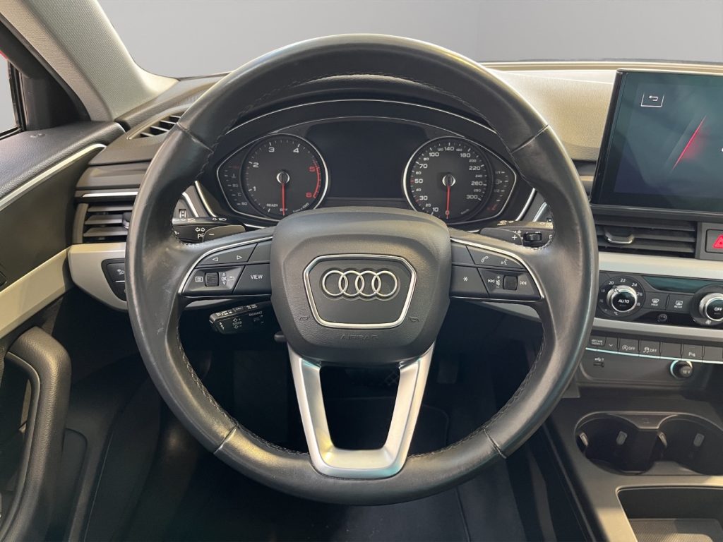 AUDI A4 Avant 2.0TDI S tronic - 11