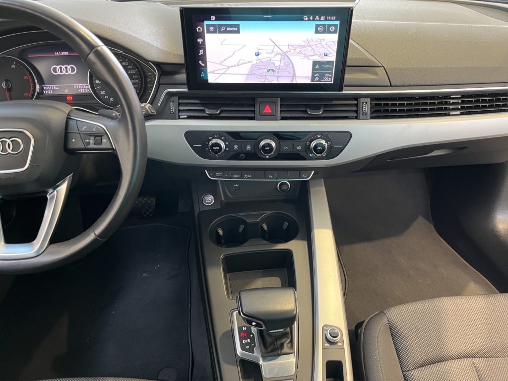 AUDI A4 Avant 2.0TDI S tronic - 13