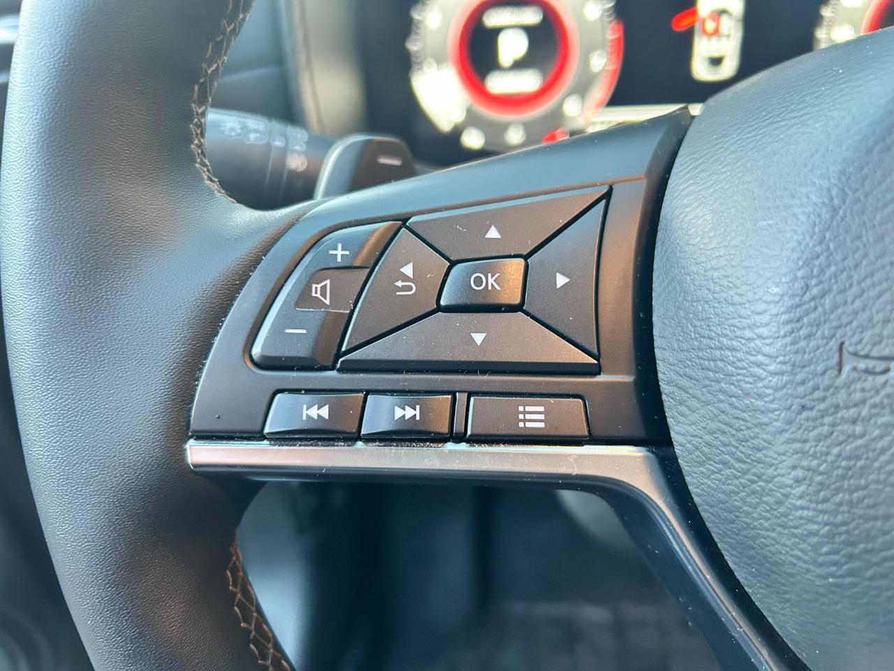 NISSAN Juke 1.0 DIG-T 114 CV DCT N-Connecta - 13