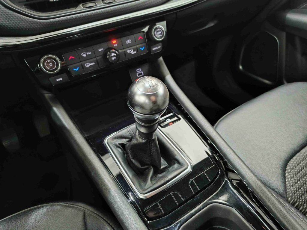 JEEP Compass 1.6 Multijet II 2WD Night Eagle - 8