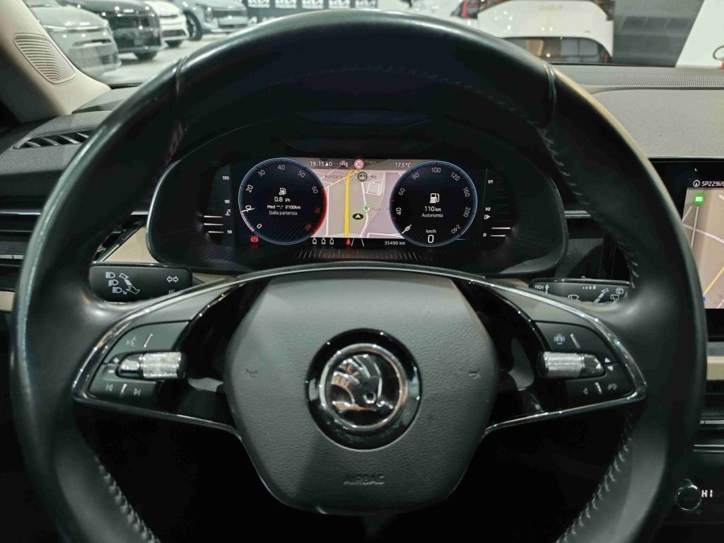 SKODA Kamiq 1.0 TSI 110 CV Style - 18