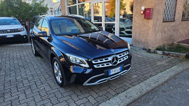 MERCEDES-BENZ GLA 220 Blu metallizzato