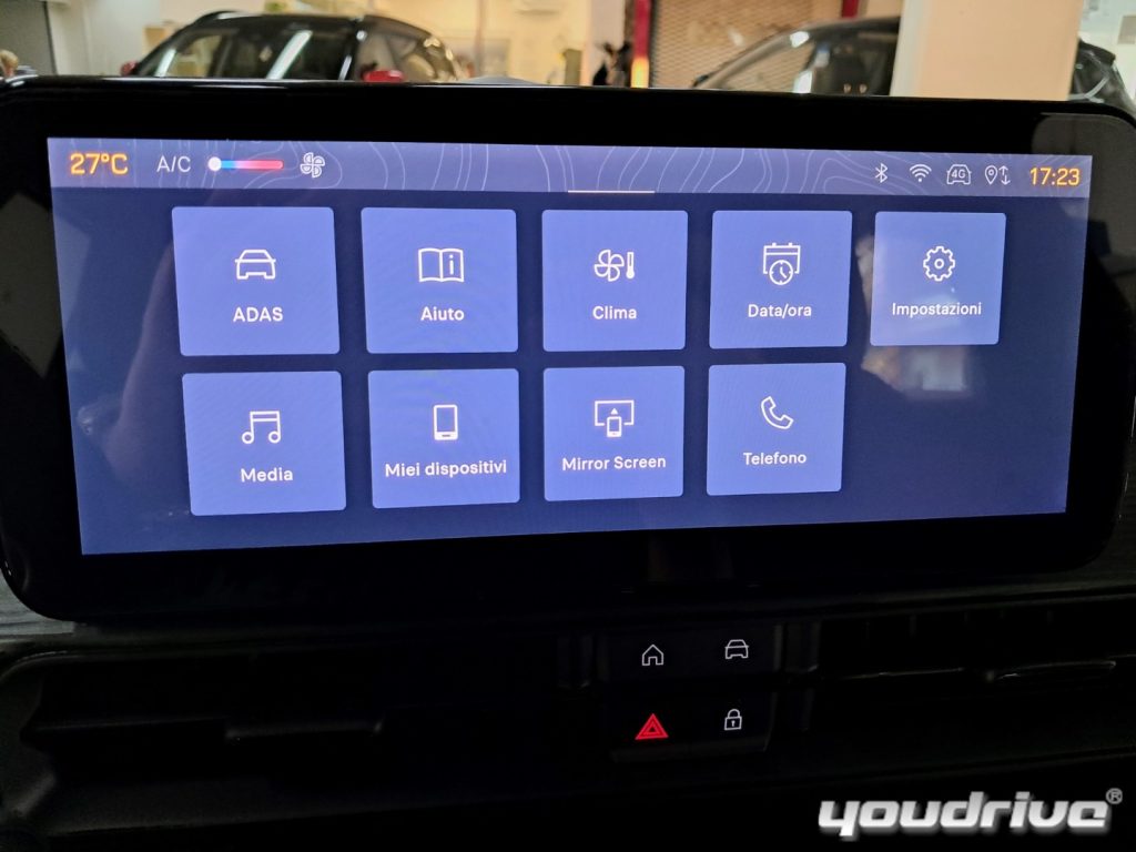 JEEP Avenger / 1.2 Turbo 100 CV Longitude KM0 - 13