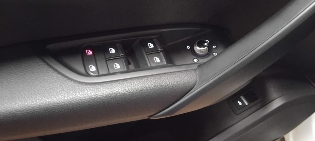 AUDI Q5 2.0 TDI 190 CV quattro S tronic Business Sport - 17