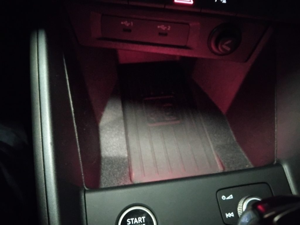 AUDI A1 SPORTBACK 40 TFSI S tr. Identity Black S line 18 - 26