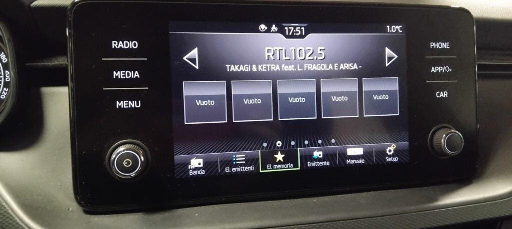 SKODA Kamiq 1.0 TSI 110 CV DSG Ambition - 22