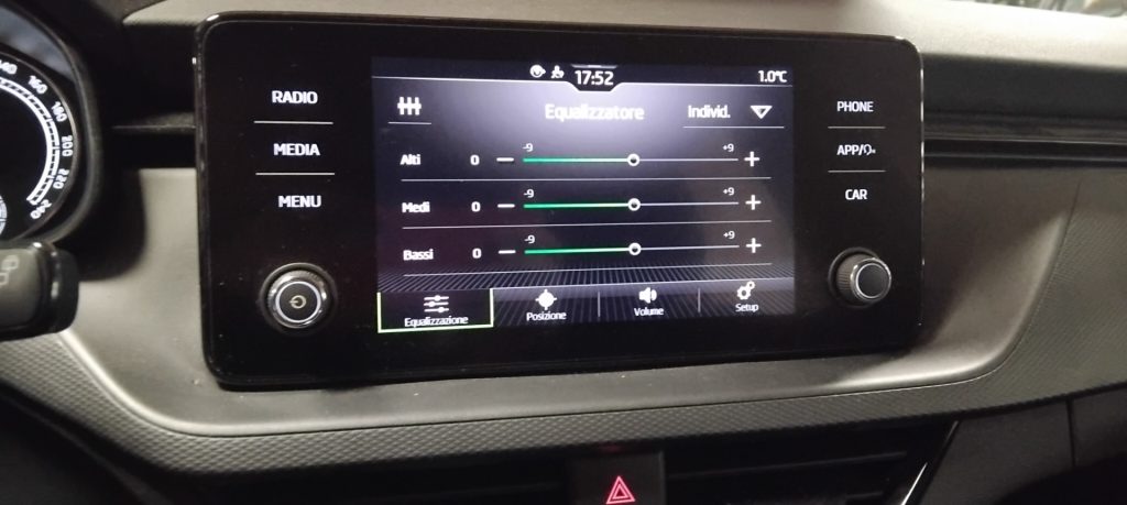 SKODA Kamiq 1.0 TSI 110 CV DSG Ambition - 27