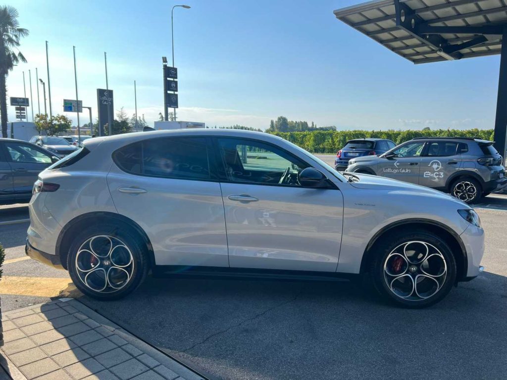 ALFA ROMEO Stelvio 2.2 Turbodiesel 210 CV AT8 Q4 Veloce - 6