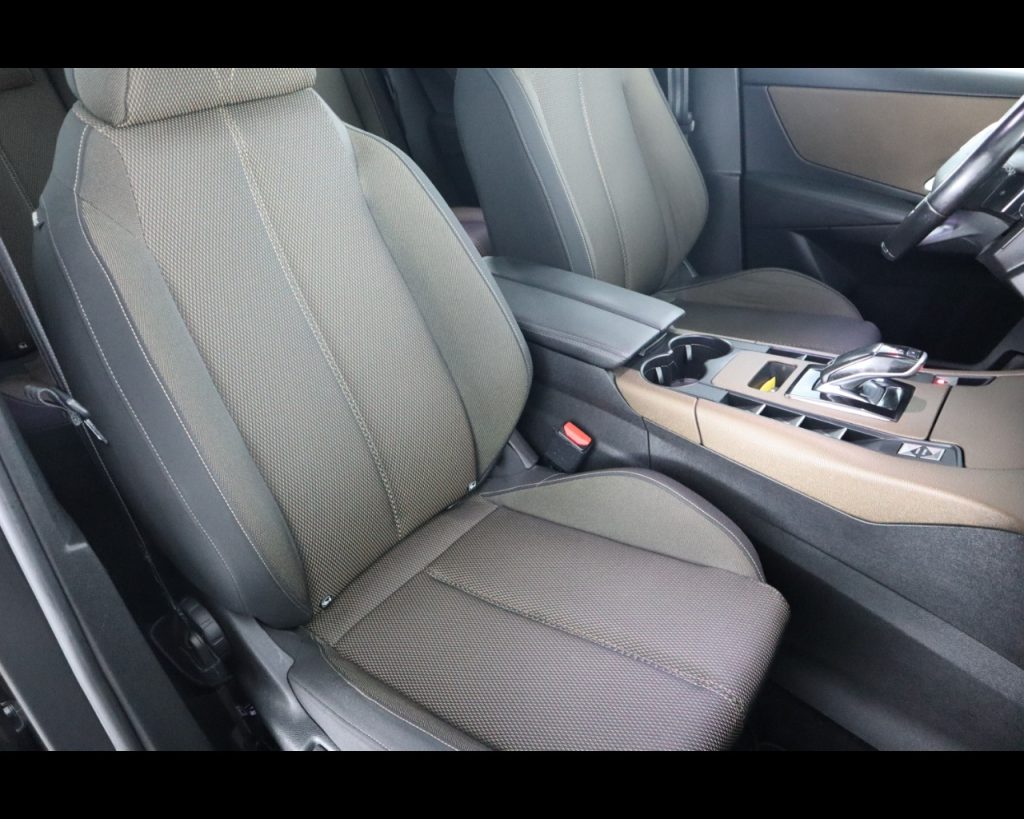 DS AUTOMOBILES DS 7 Crossback 2.0 bluehdi Grand Chic 180cv auto - 17