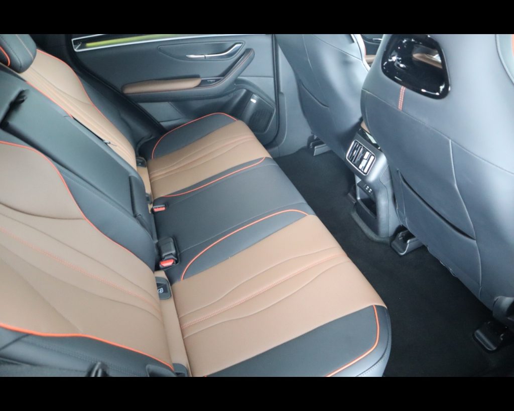 BYD Seal U DM-i -  U DM-i 1.5 phev Boost 2wd - 18