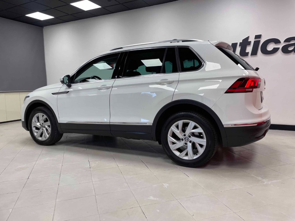 VOLKSWAGEN Tiguan 2.0 TDI 4MOTION DSG 150CV - IVA DEDUCIBILE - 7