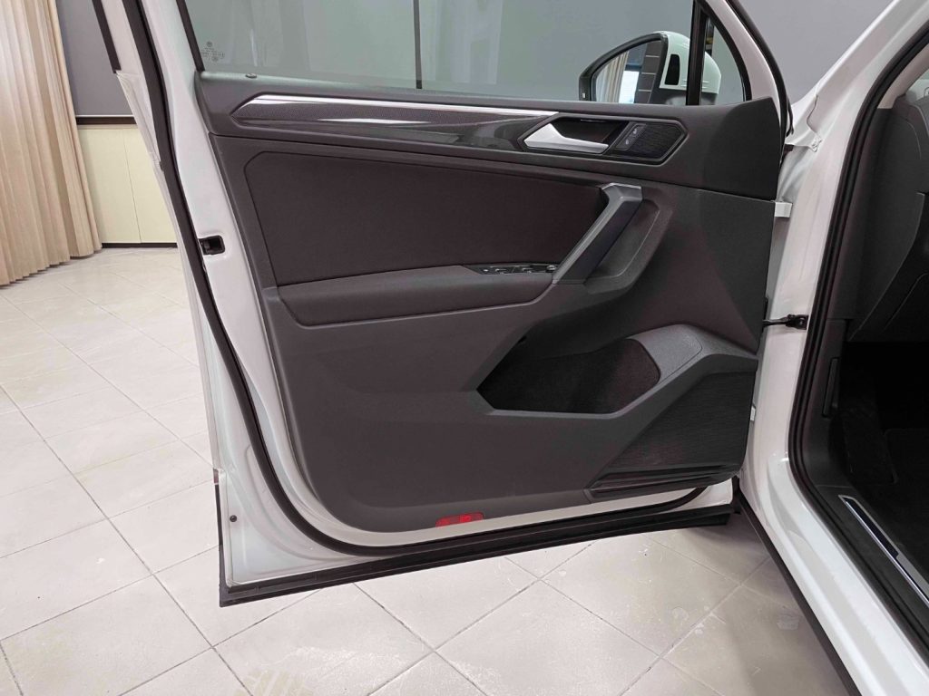 VOLKSWAGEN Tiguan 2.0 TDI 4MOTION DSG 150CV - IVA DEDUCIBILE - 15