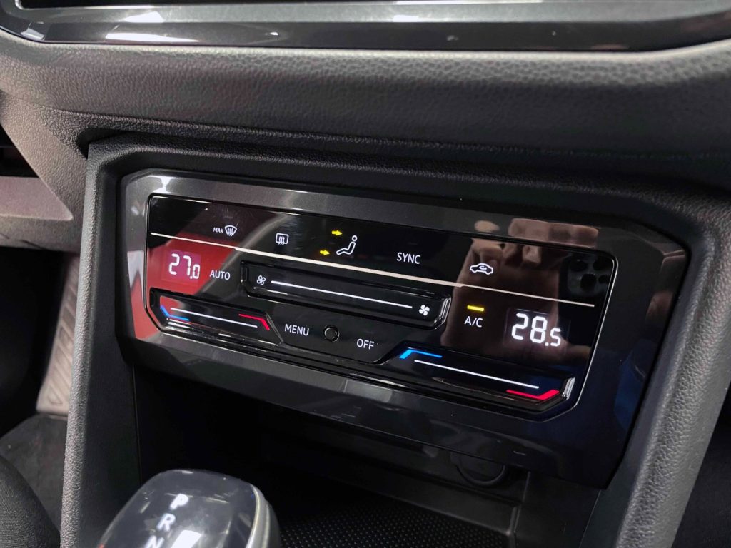 VOLKSWAGEN Tiguan 2.0 TDI 4MOTION DSG 150CV - IVA DEDUCIBILE - 52