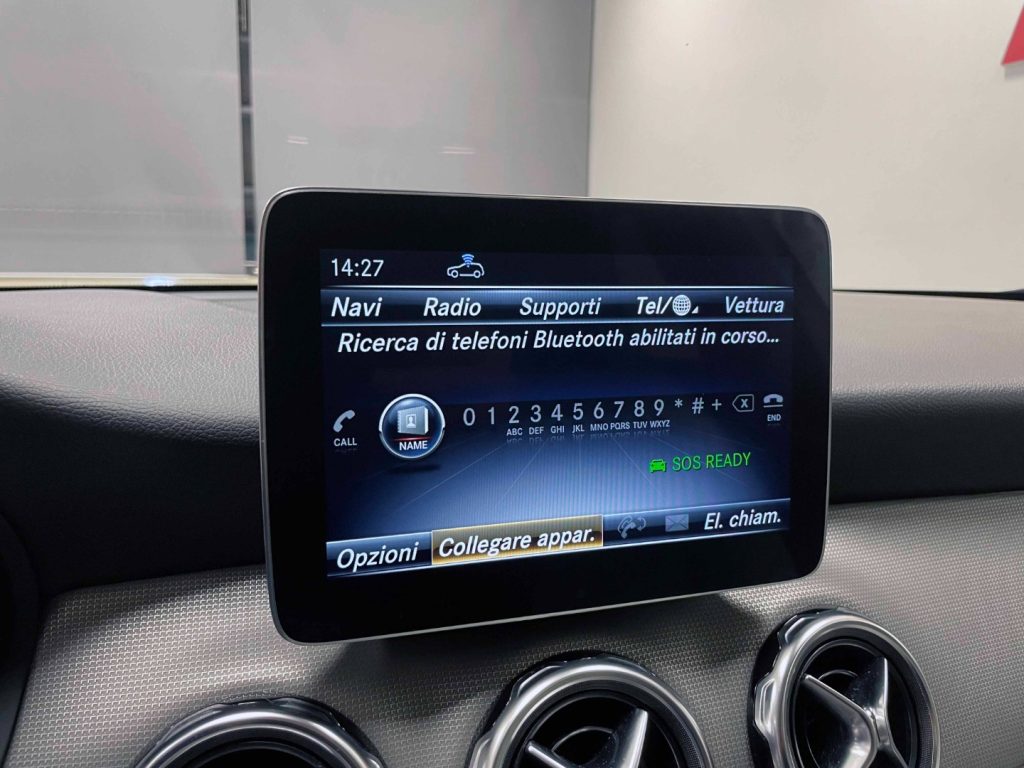 MERCEDES-BENZ GLA 220 PREMIUM 4MATIC AUTO - 47