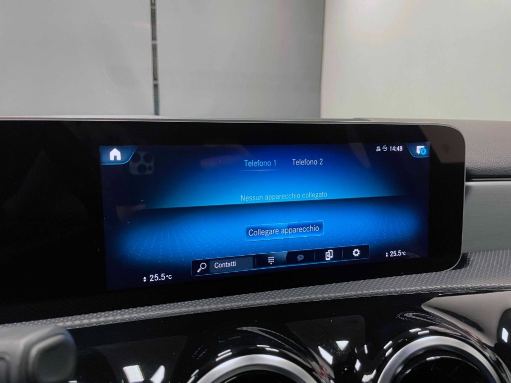 MERCEDES-BENZ A 180 D PREMIUM AUTO - 23