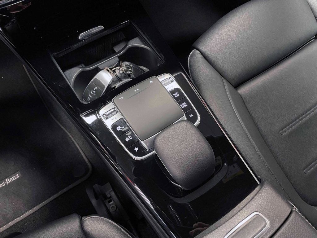 MERCEDES-BENZ A 180 D PREMIUM AUTO - 27