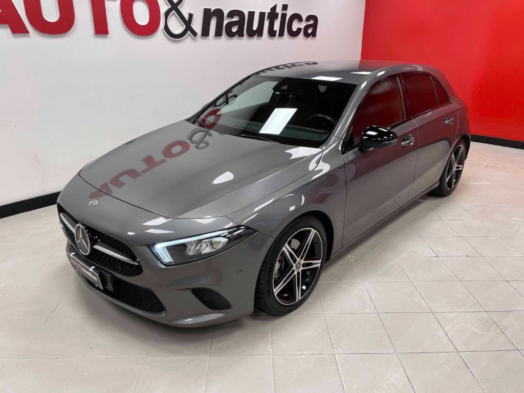 MERCEDES-BENZ A 180 D PREMIUM AUTO - 31