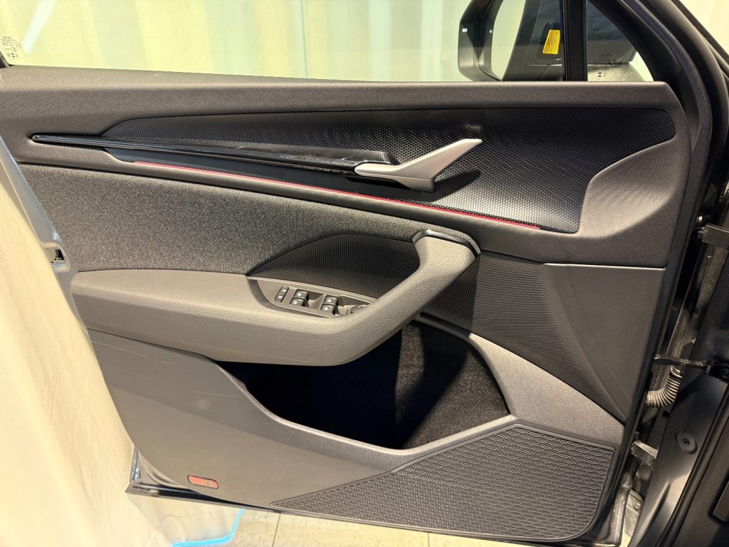 SKODA Kodiaq 1.5 TSI MHEV DSG Selection 7P LED ACC DCC PLUS - 18