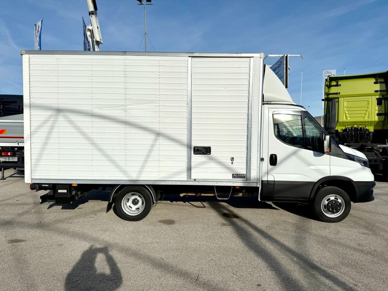 IVECO DAILY  35c140 - 3