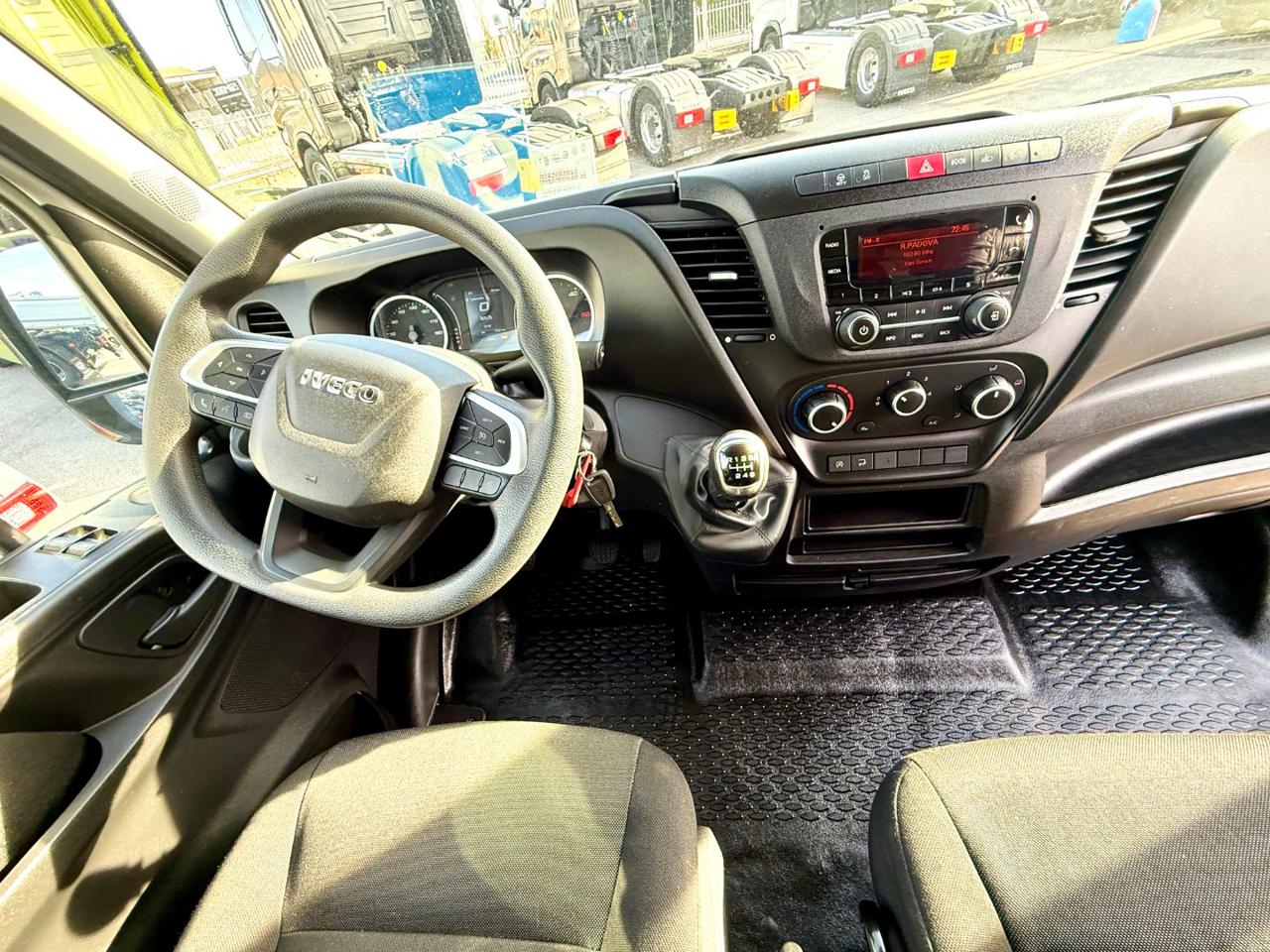 IVECO DAILY  35c140 - 11