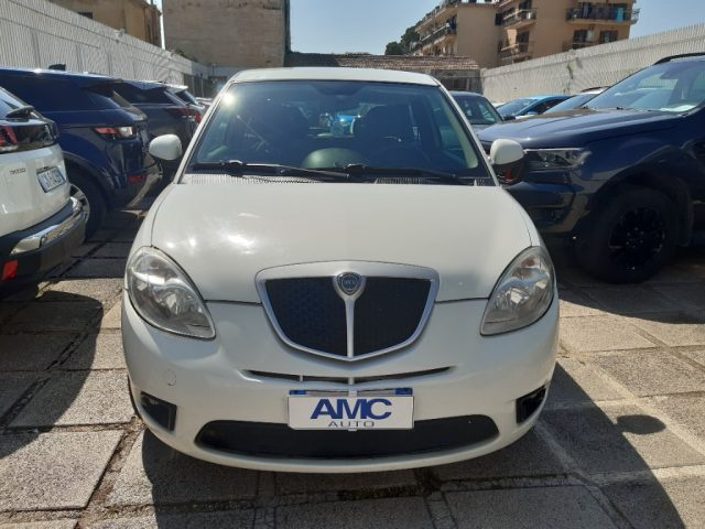 LANCIA Ypsilon Bianco metallizzato