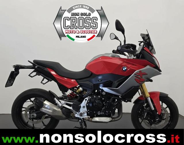 BMW F 900 XR Rosso metallizzato