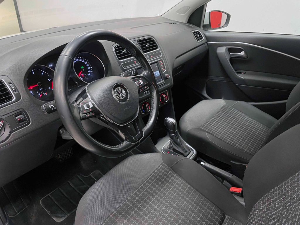 VOLKSWAGEN Polo 5P 1.4 TDI BM HiIGHLINE 90CV DSG - 16