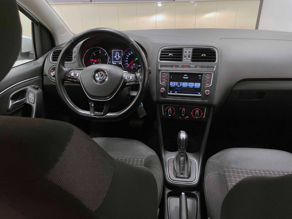 VOLKSWAGEN Polo 5P 1.4 TDI BM HiIGHLINE 90CV DSG - 47