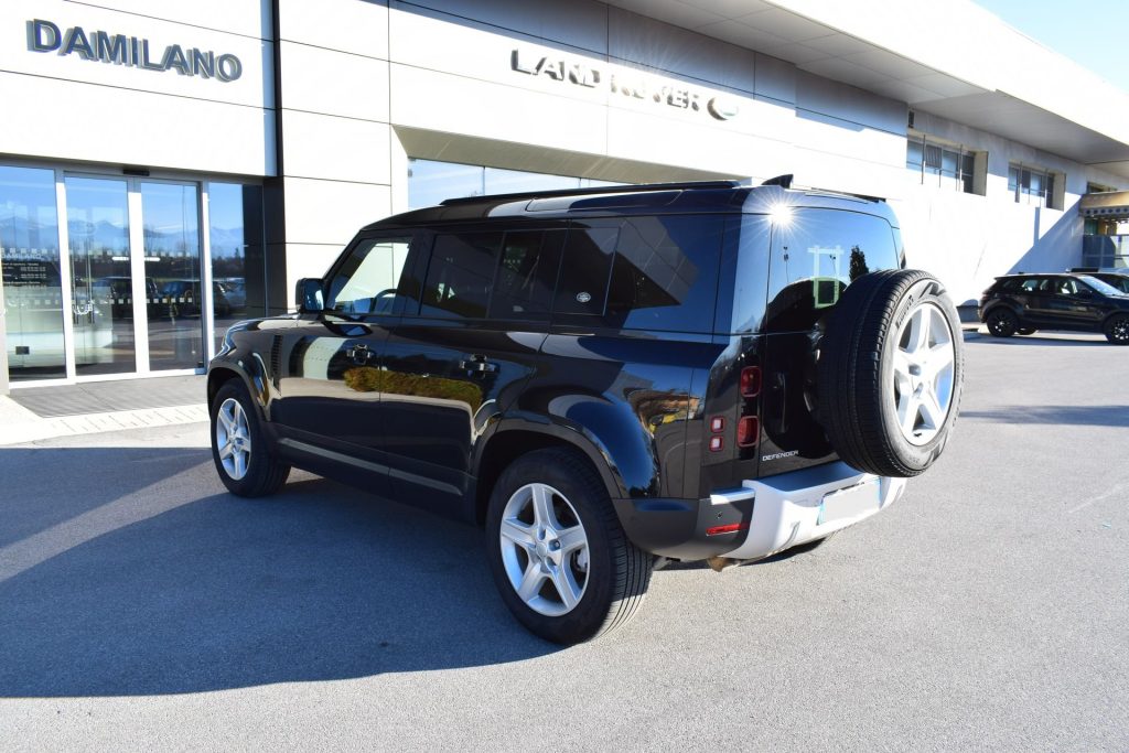 LAND ROVER Defender Defender 110 3.0D I6 200 CV AWD Auto SE - 30