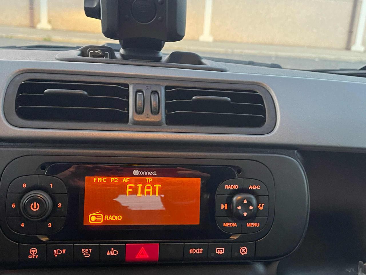 FIAT Panda Cross 1.0 FireFly S&S Hybrid - 24