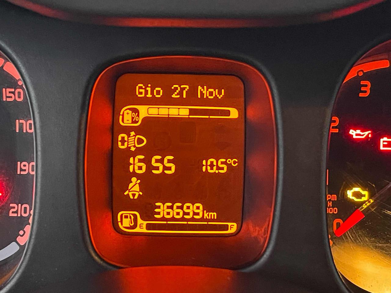 FIAT Panda Cross 1.0 FireFly S&S Hybrid - 23