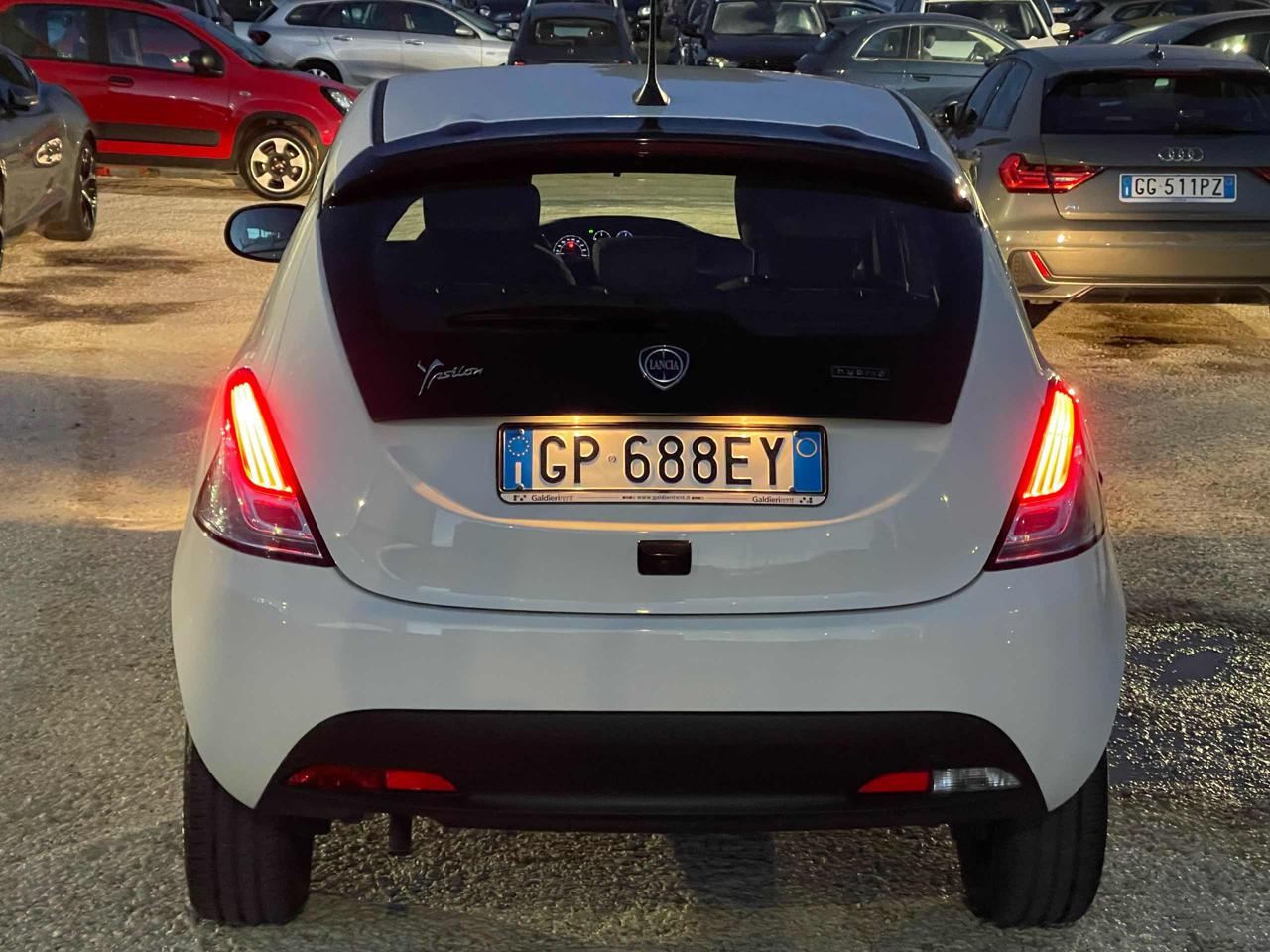 LANCIA Ypsilon 1.0 FireFly 5 porte S&S Hybrid Gold Plus - 17