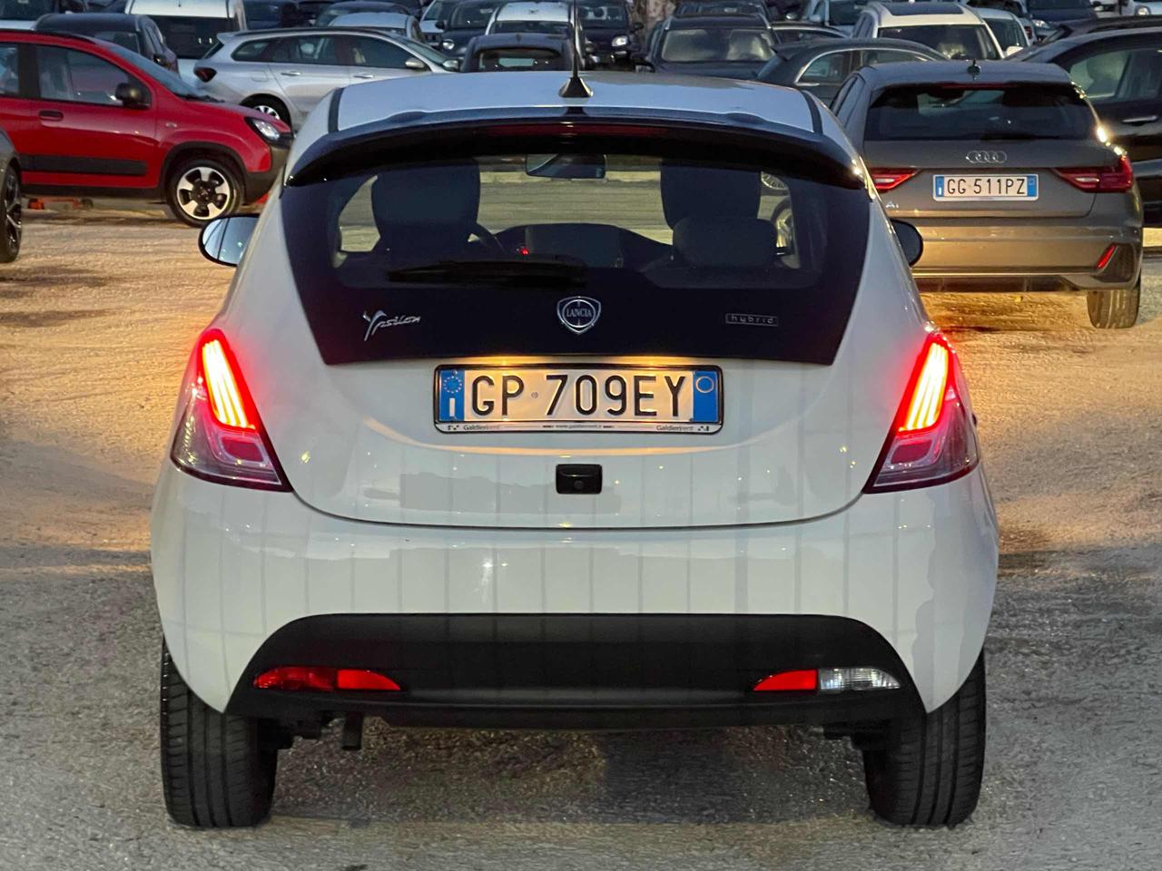 LANCIA Ypsilon 1.0 FireFly 5 porte S&S Hybrid Gold Plus - 16