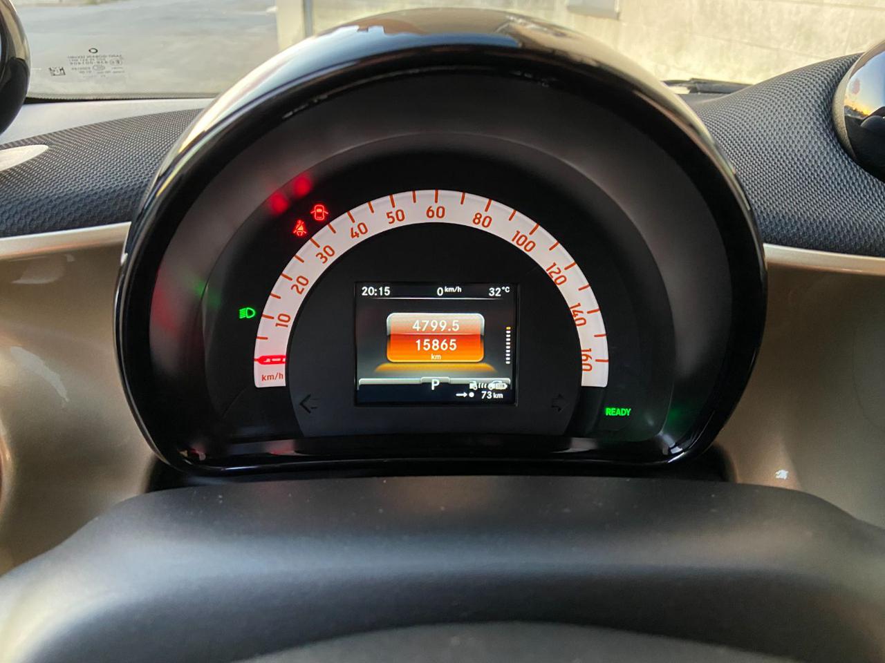 SMART ForTwo EQ Prime TETTO PAN-INTERNI IN PELLE-SEDILI RISCAL. - 16