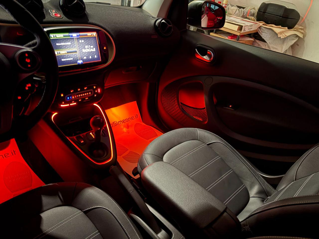 SMART ForTwo EQ Prime TETTO PAN-INTERNI IN PELLE-SEDILI RISCAL. - 40