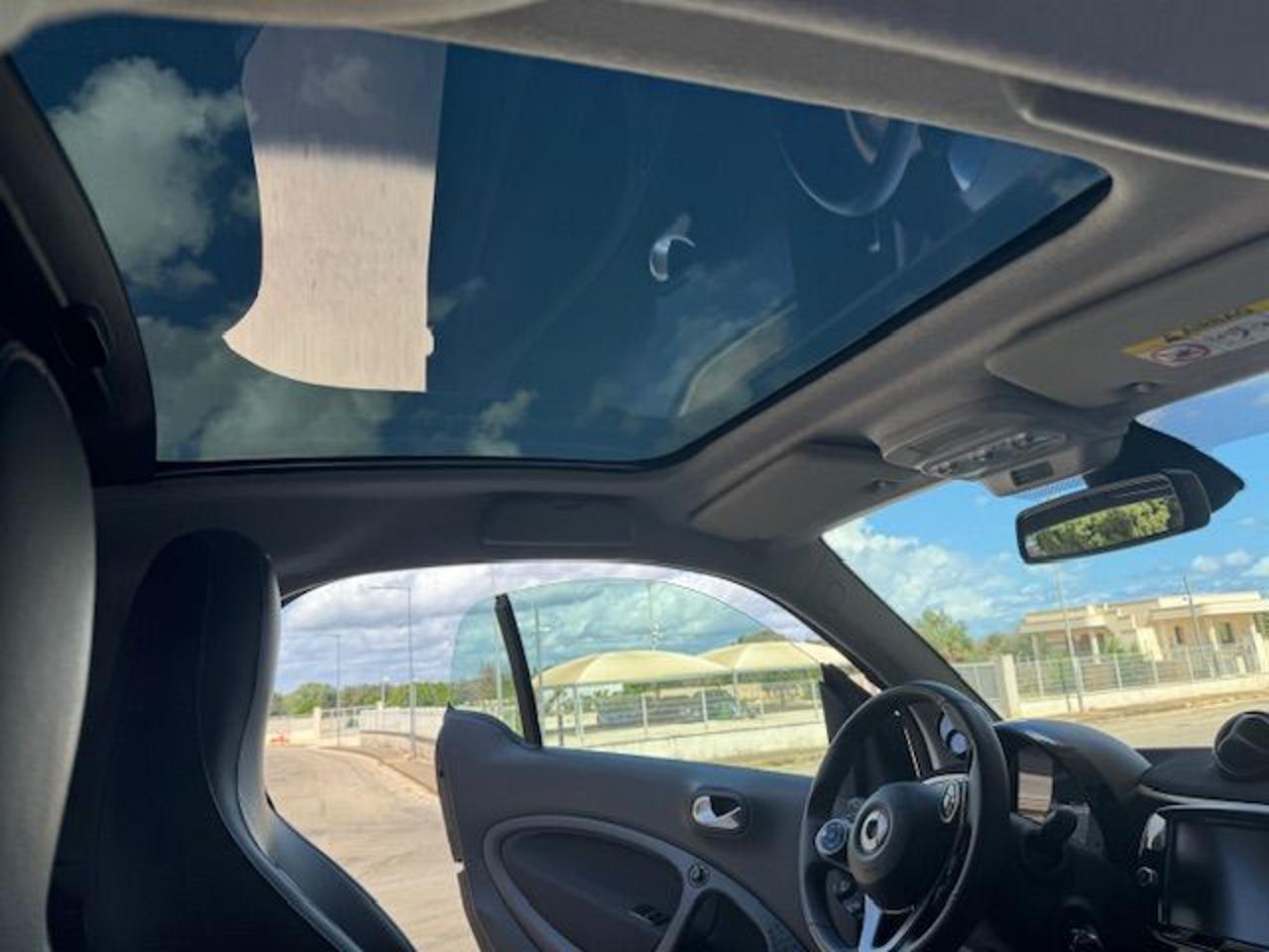 SMART ForTwo EQ Prime TETTO PAN-INTERNI IN PELLE-SEDILI RISCAL. - 9