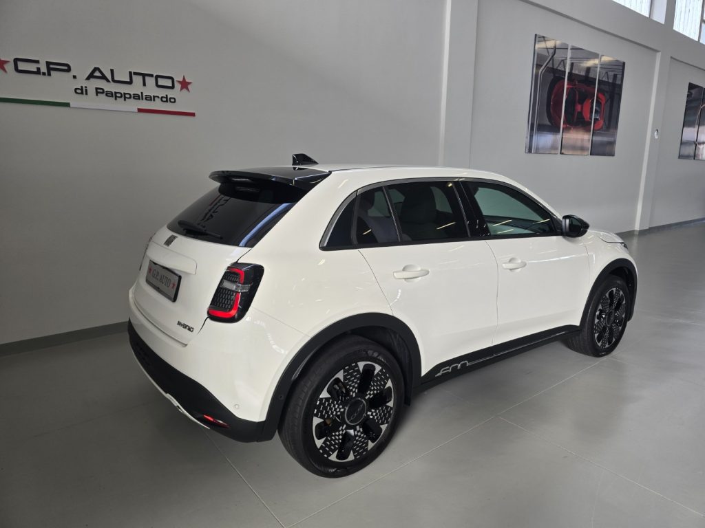 FIAT 600 Hybrid 100 CV DCT MHEV La Prima - 4