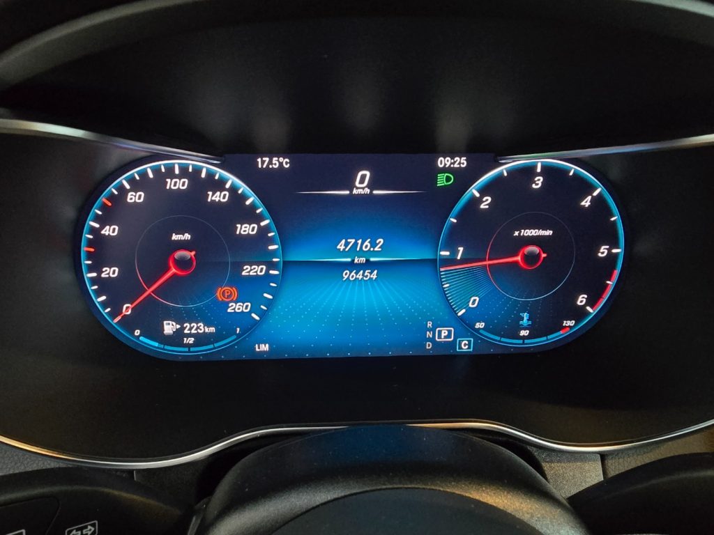 MERCEDES-BENZ GLC 220 d 4Matic Sport - 12