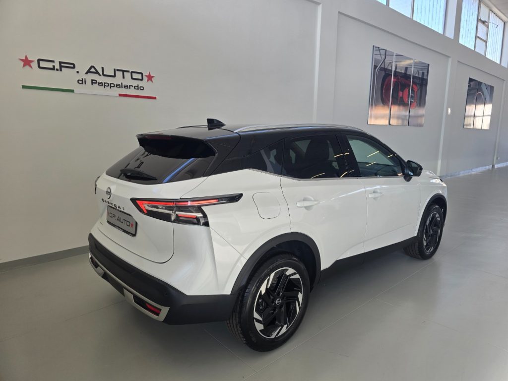 NISSAN Qashqai MHEV 158 CV Xtronic N-Connecta - 4