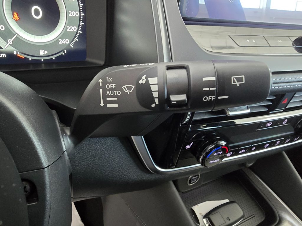 NISSAN Qashqai MHEV 158 CV Xtronic N-Connecta - 15