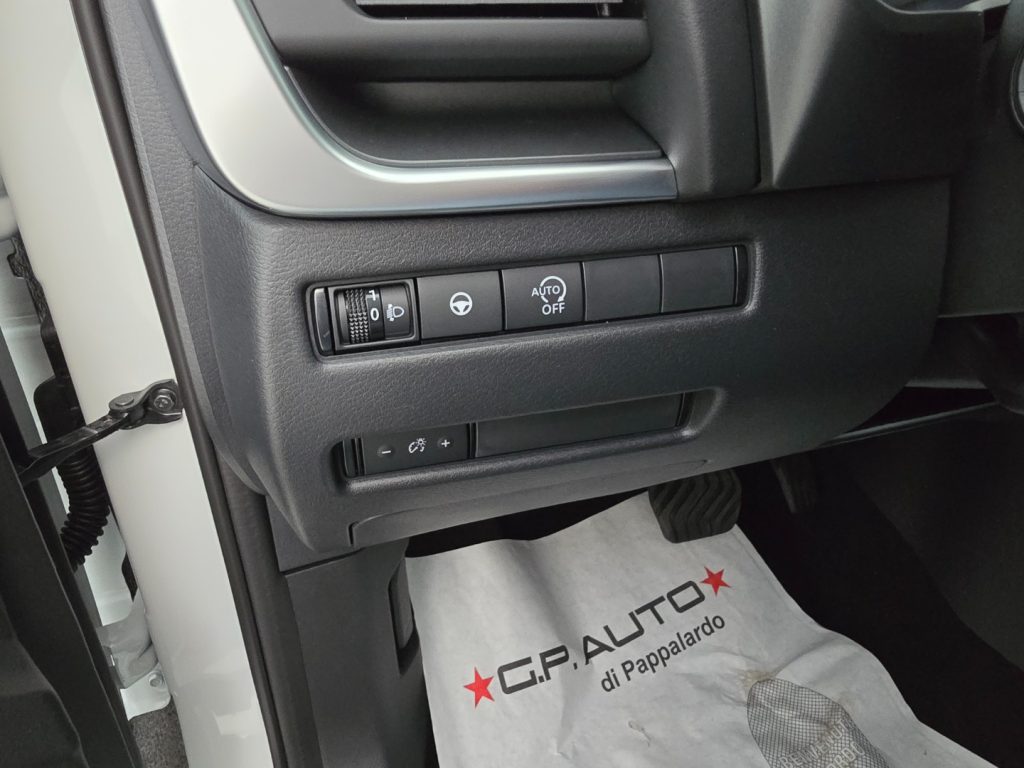 NISSAN Qashqai MHEV 158 CV Xtronic N-Connecta - 19