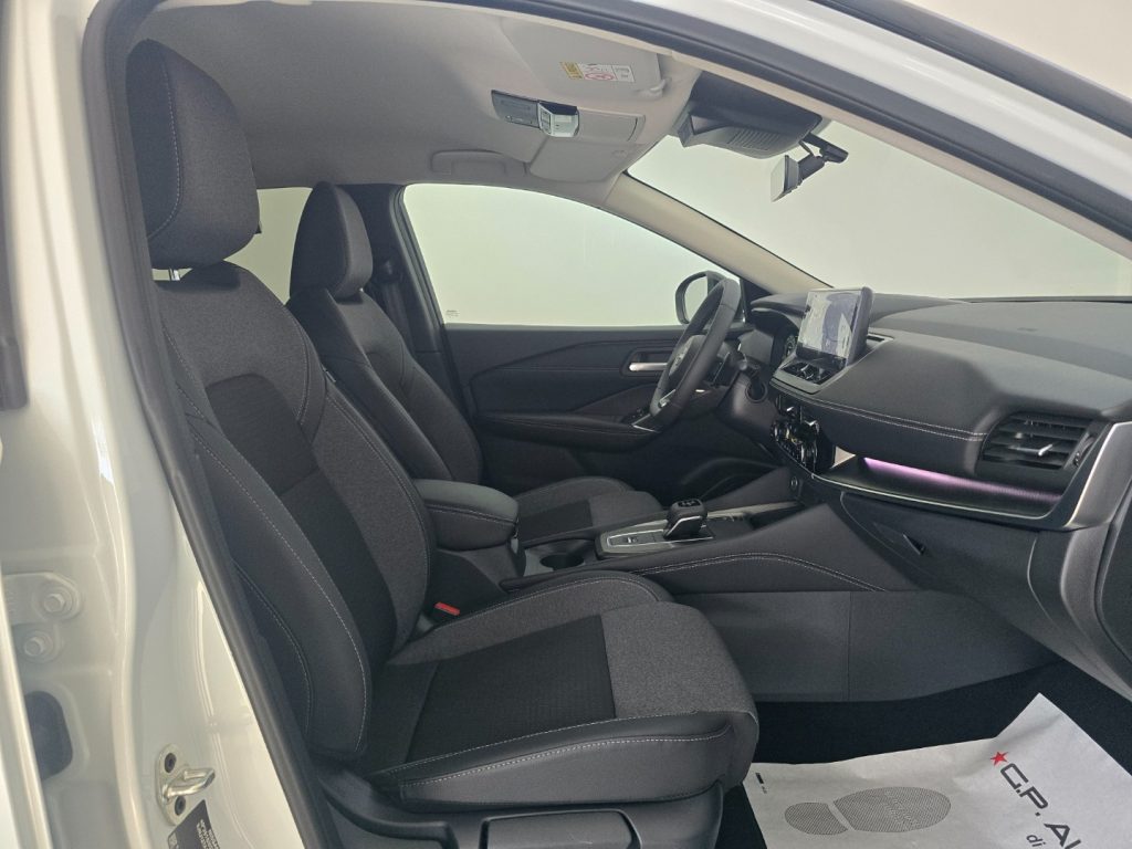NISSAN Qashqai MHEV 158 CV Xtronic N-Connecta - 25